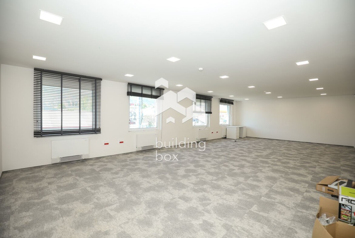 Луксозна Офис Сграда на Околовръстен Път - 0