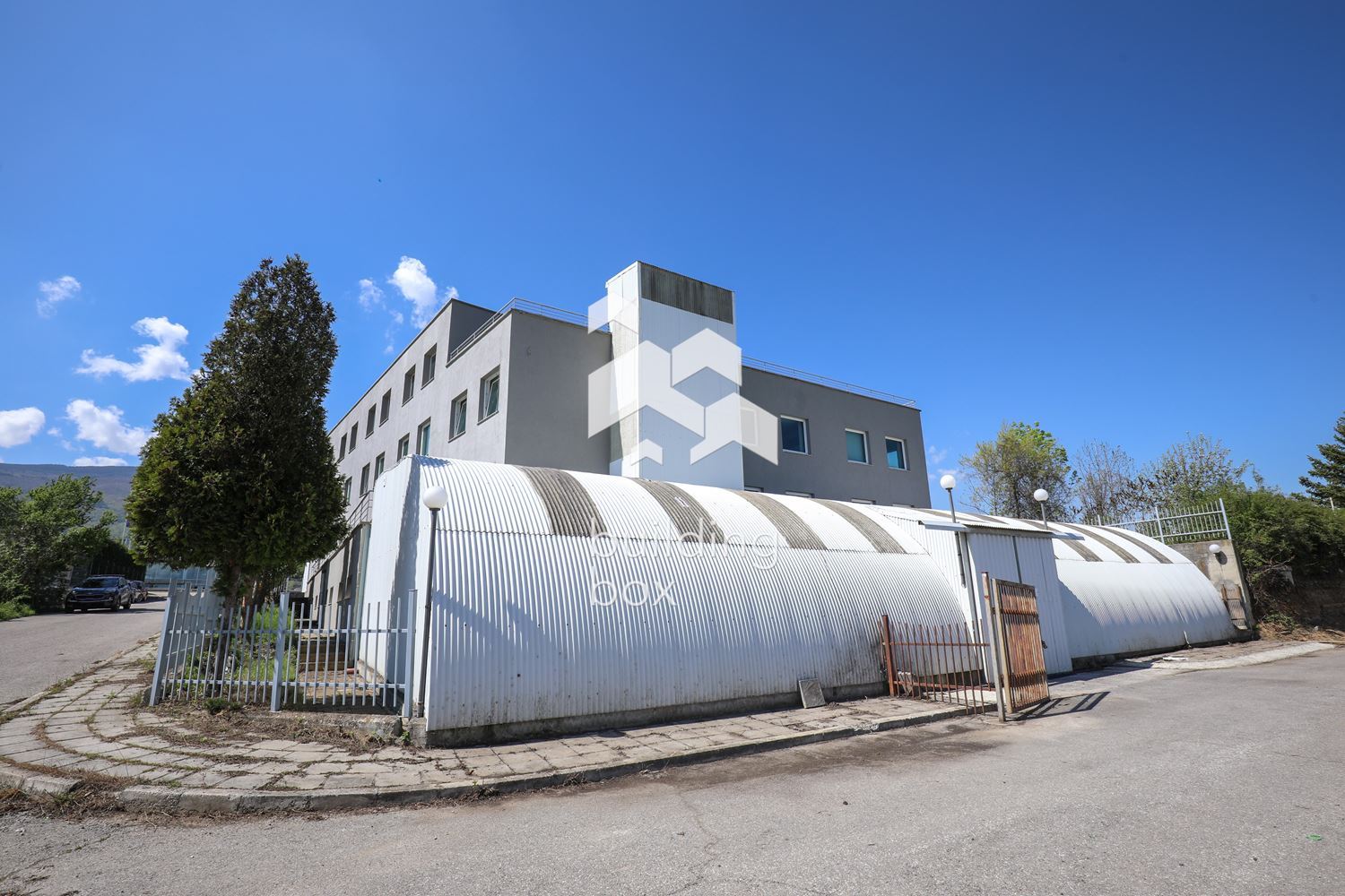 Луксозна Офис Сграда на Околовръстен Път - 0