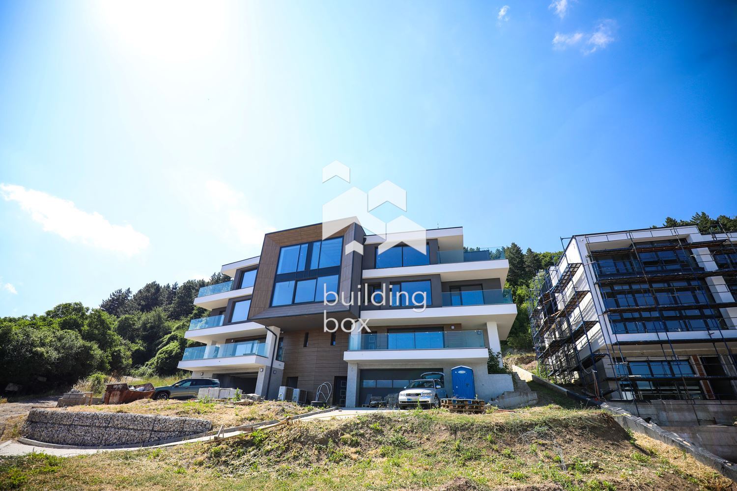 Чисто нова, висококачествена къща с неповторими гледки, собствена гора и фитнес - 0