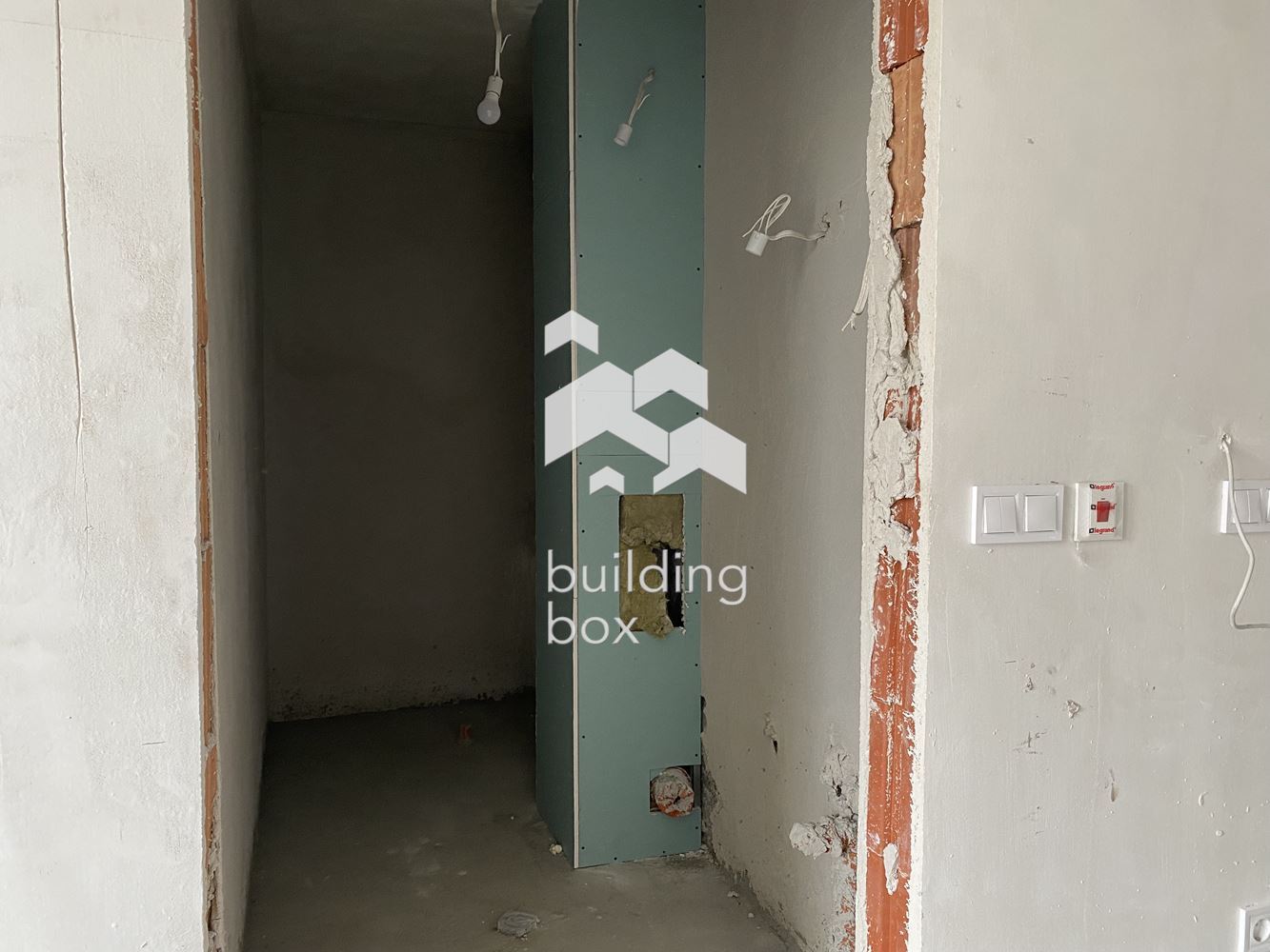 Двустаен апартамент в ж.к. Овча купел - 0