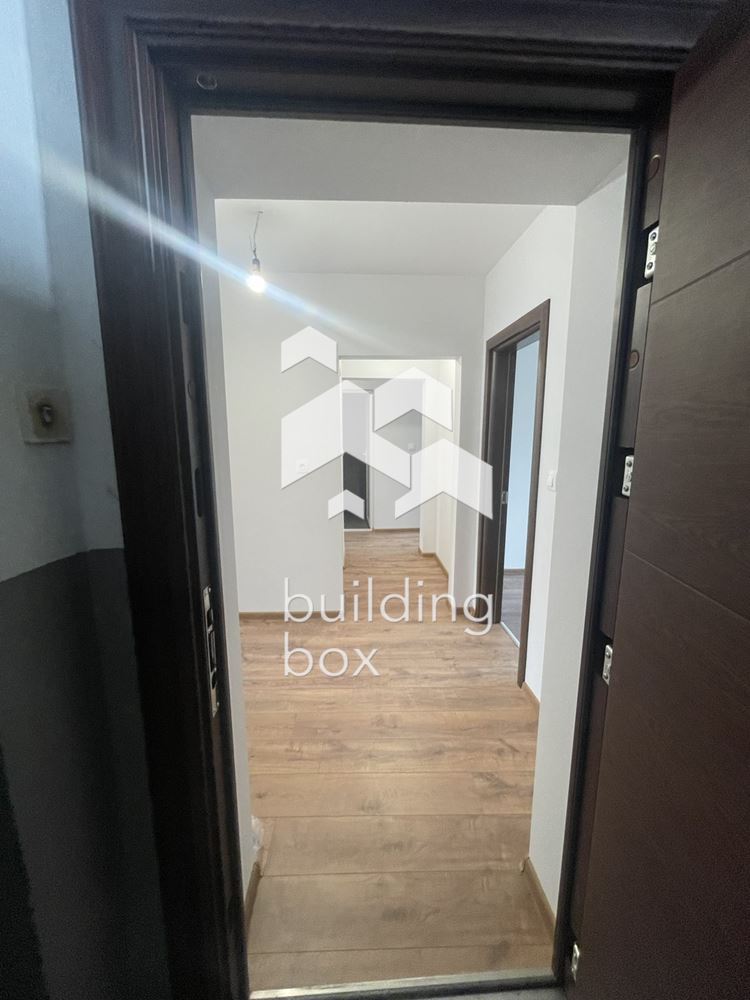 Прекрасен Тухлен Апарамент на Отлична Локация - 0