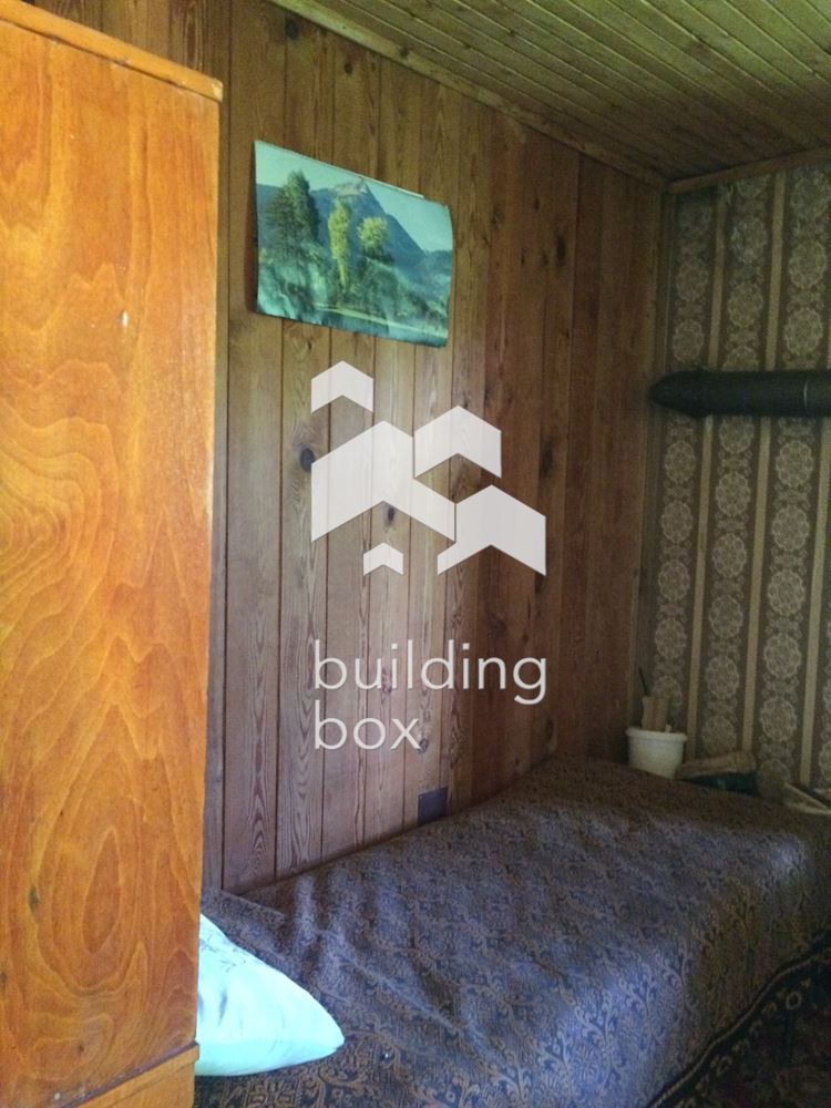 Къща във вилната зона на с. Макоцево - 0