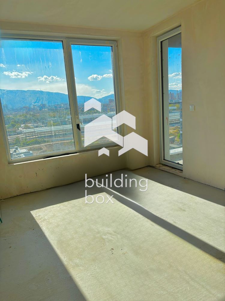 Двустаен апартамент в комплекс "Capitol Residence" - 0