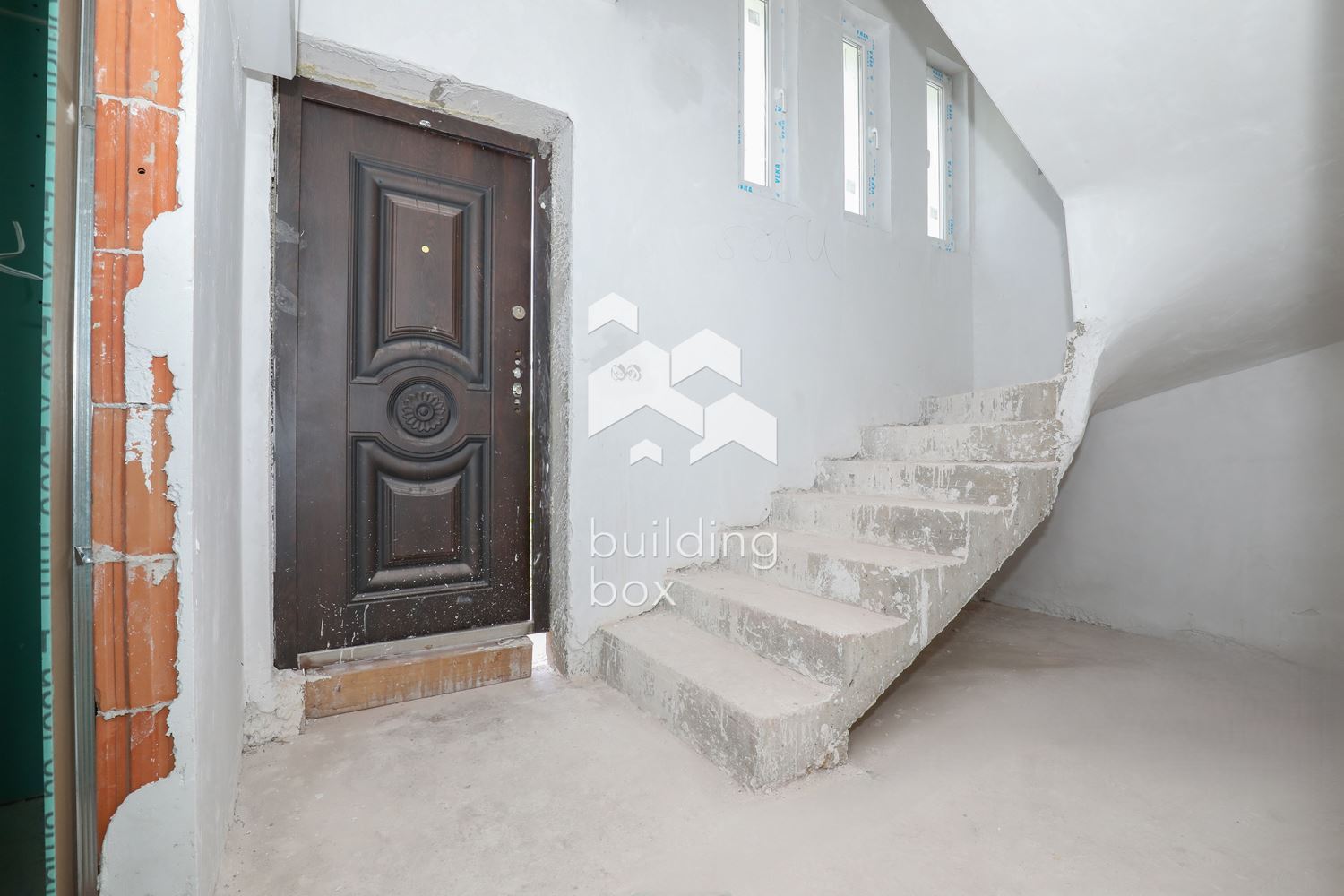 Къща в гр. Костинброд - 0