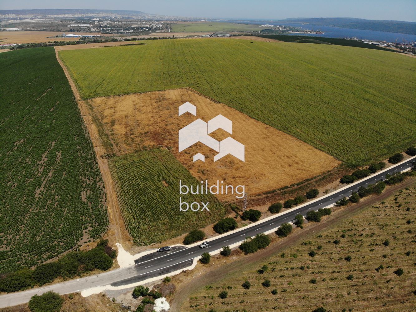 Парцели за промишлени цели в близост до село Езерово. - 0