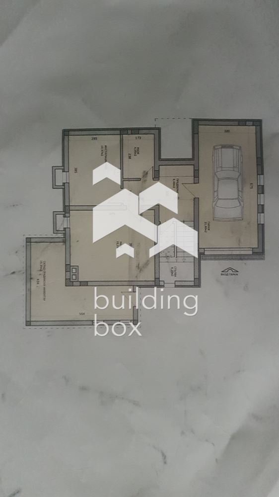Луксозна самостоятелна къща с 4 спални в престижния район Иваняне - 0