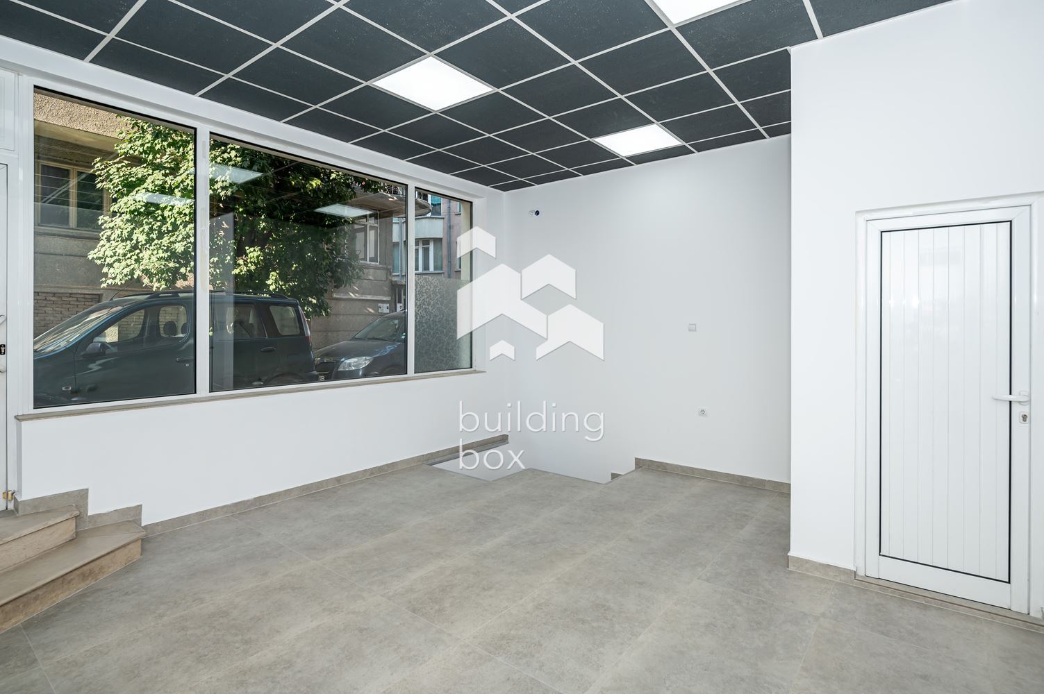 Търговско помещение на две нива - кв. Кършияка - 0