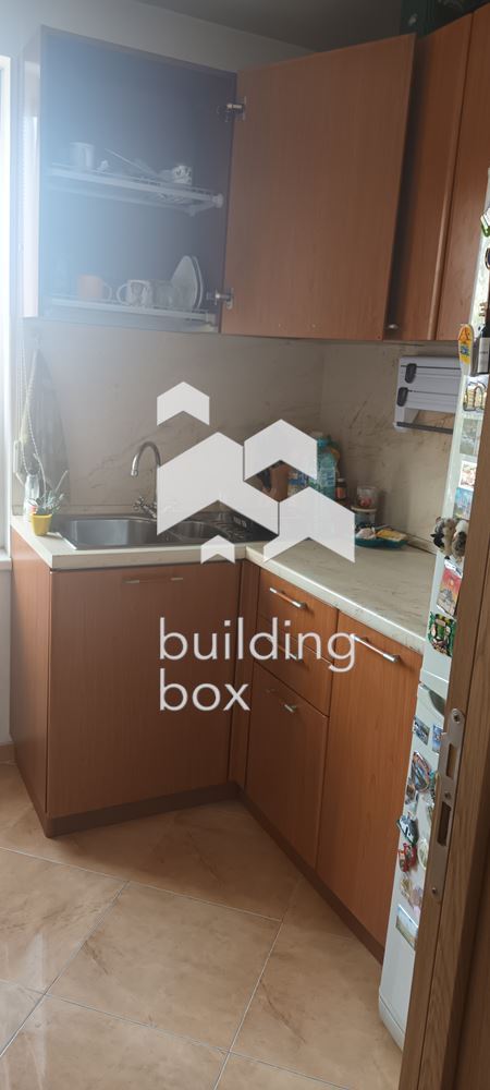 Продава 2-стаен апартамент в идеалния Център на София с включено паркомясто. - 0