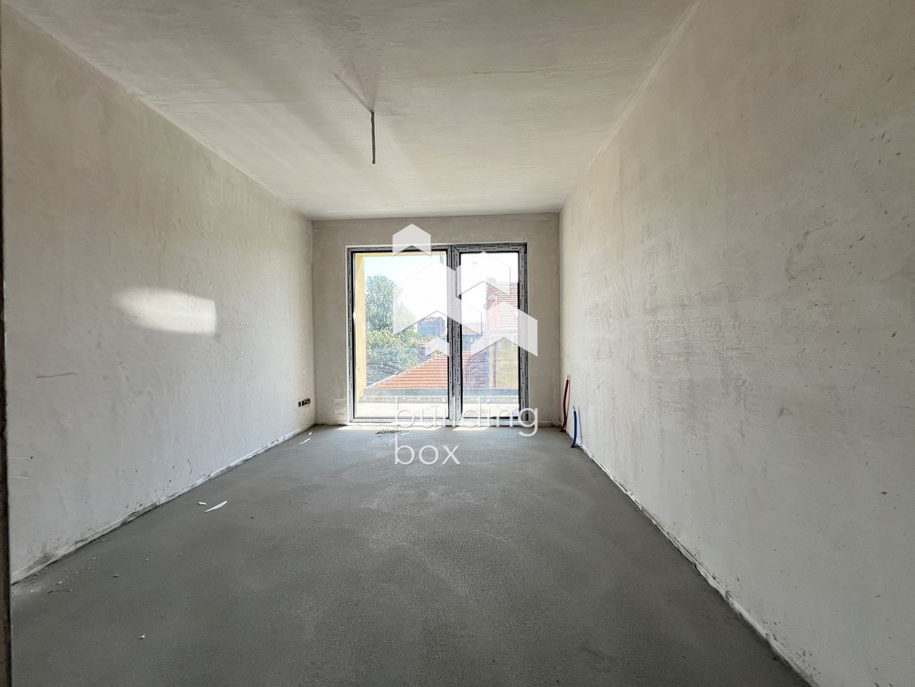 Тристаен апартамент в нова модерна сграда – Централна София - 0