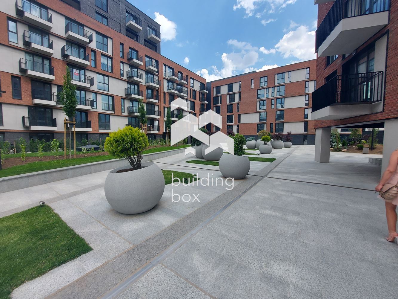 Продава тристаен апартамент