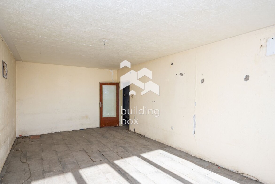 Многостаен апартамент в центъра на гр. Пловдив - 0