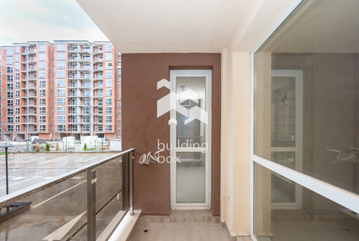 Тристаен апартамент с АКТ 16 - кв. "Южен" - 0