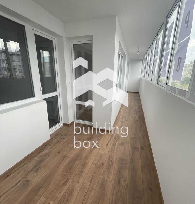 Прекрасен Тухлен Апарамент на Отлична Локация - 0