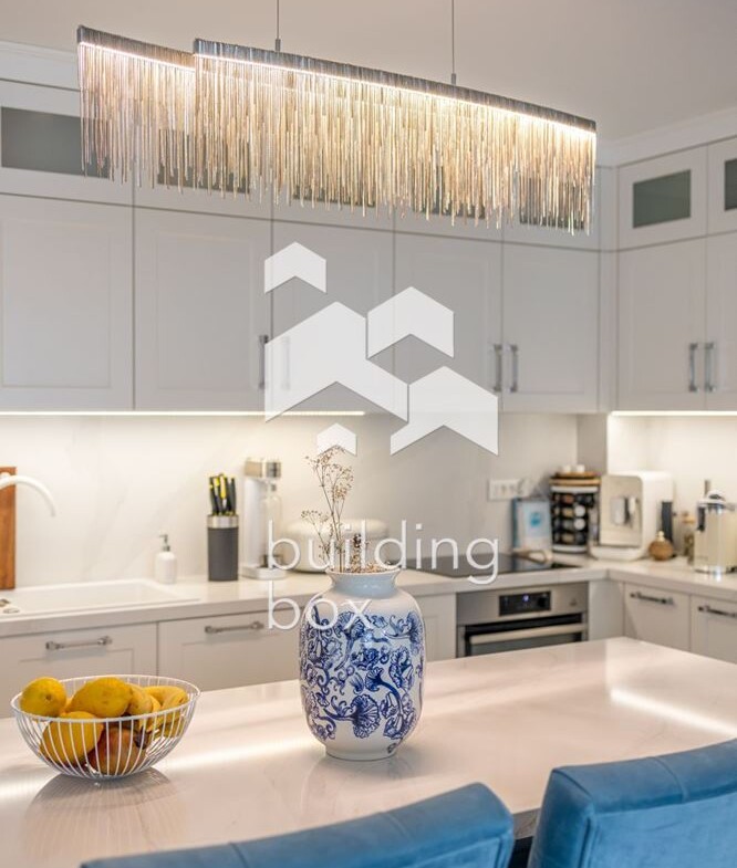 Лукс, простор и море – апартамент в бутикова сграда до к.к. Св. Св. Константин и Елена - 0