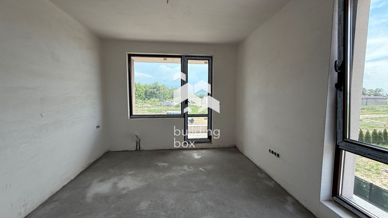 Двуетажна къща - кв. Западен - 0