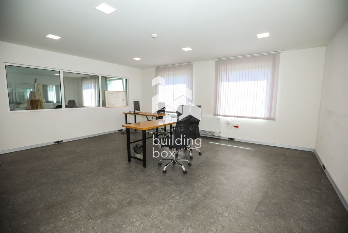 Луксозна Офис Сграда на Околовръстен Път - 0