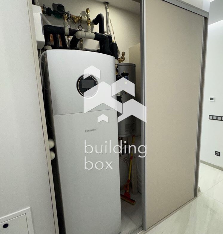 Продава двустаен апартамент в кв. Кръстова вада - 0