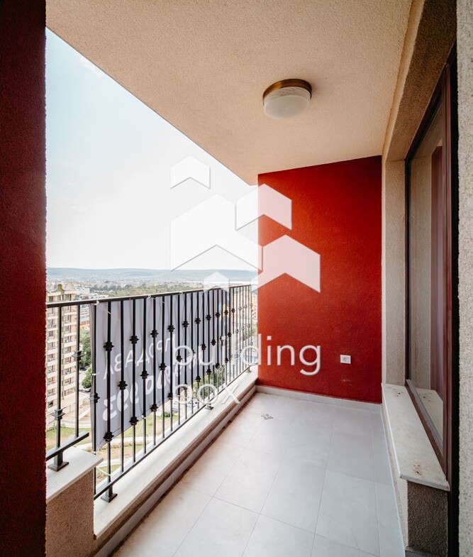 Двустаен обзаведен в един от най-предпочитаните комплекси в гр. Варна - 0