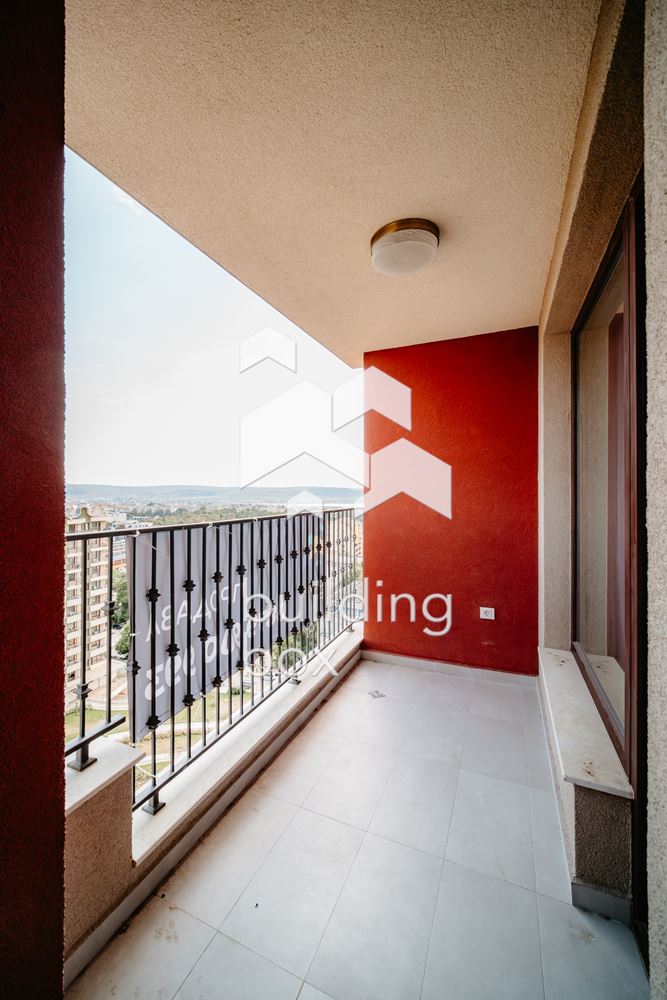 Двустаен обзаведен в един от най-предпочитаните комплекси в гр. Варна - 0