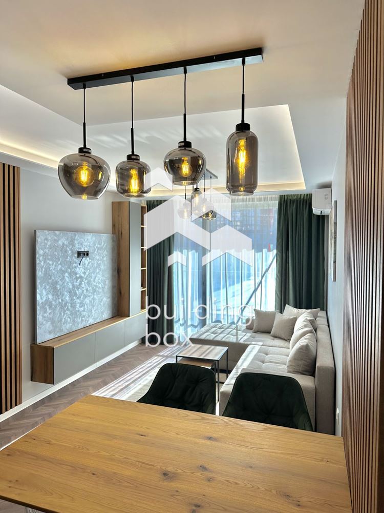 Двустаен обзаведен апартамент - кв. Христо Смирненски - 0