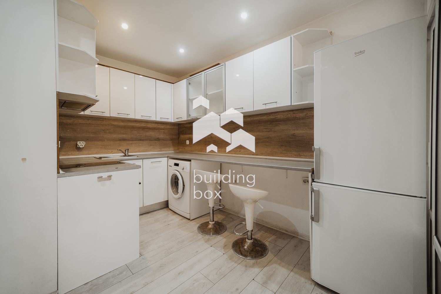 Двустаен напълно обзаведен апартамент