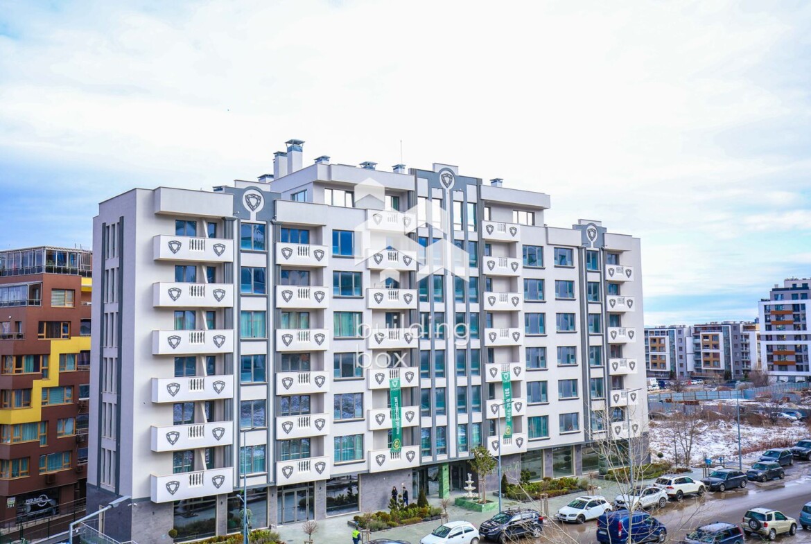 Продава 4-стаен - 0