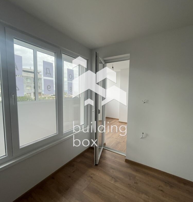 Прекрасен Тухлен Апарамент на Отлична Локация - 0