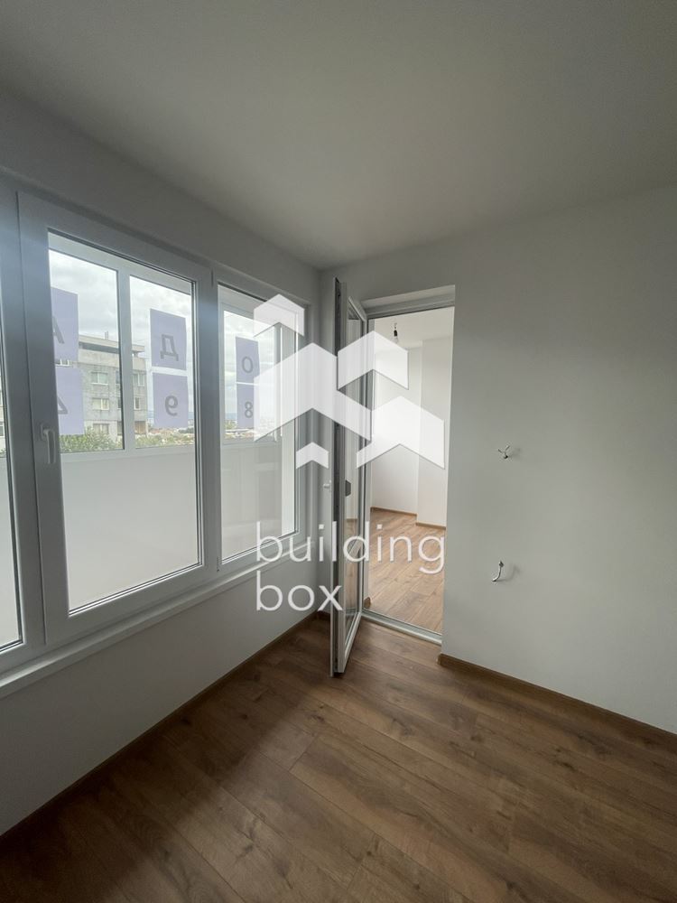 Прекрасен Тухлен Апарамент на Отлична Локация - 0