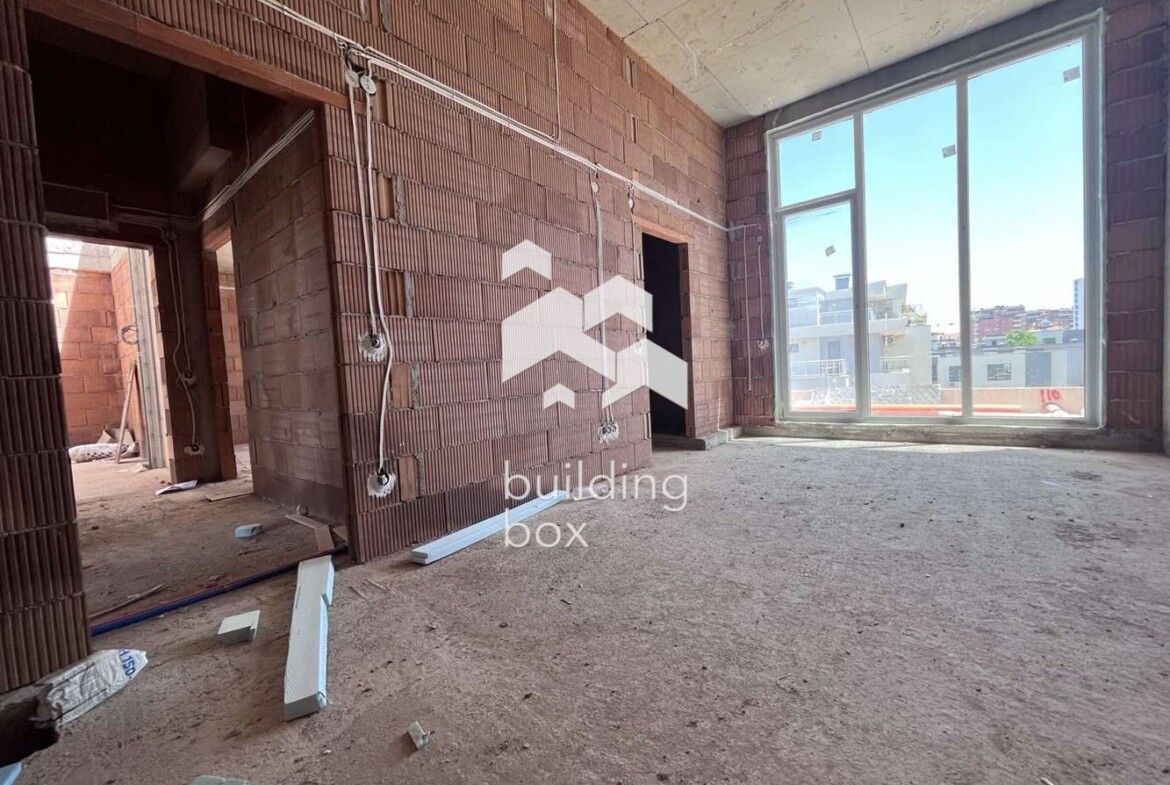 Тристаен пентахаус - ж.к. Витоша - 0