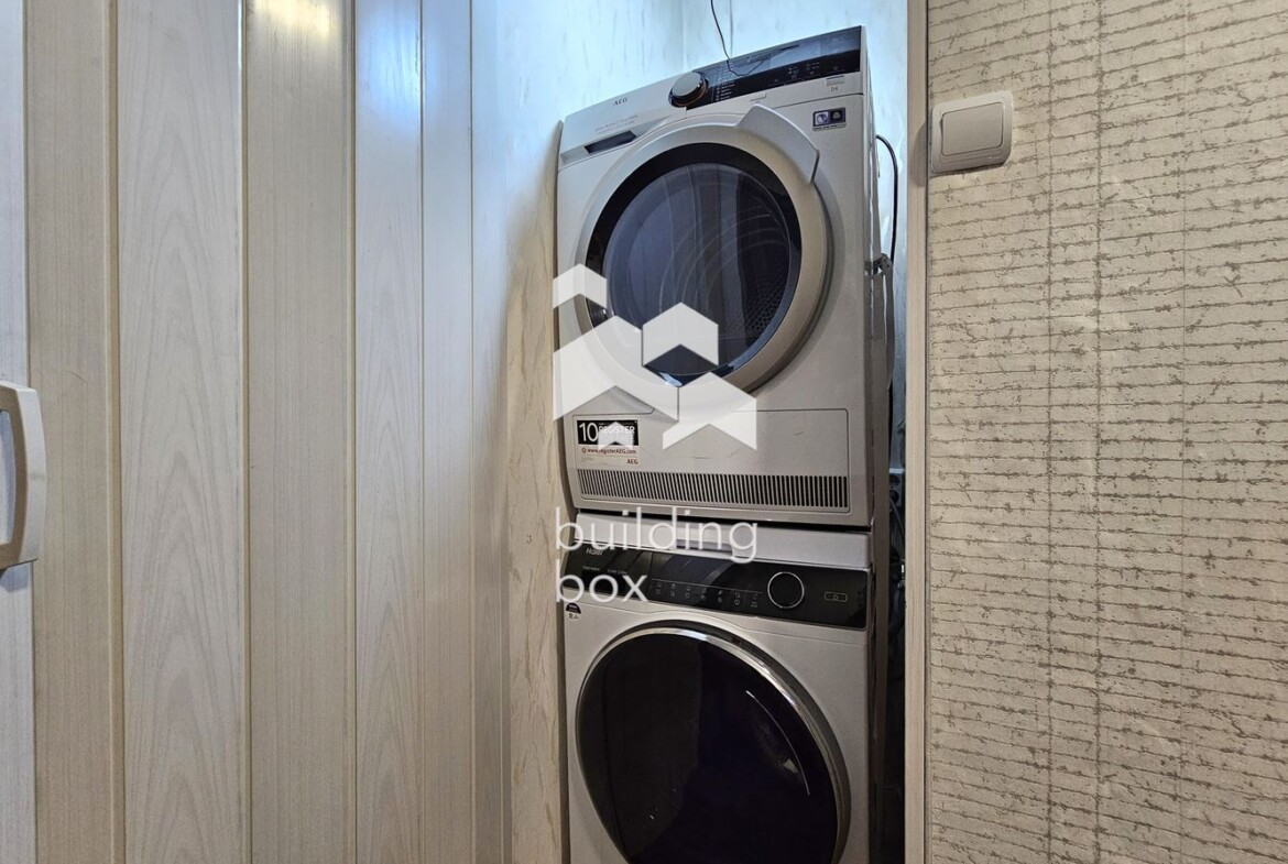 Обзаведен тристаен апартамент - кв. Люлин 3 - 0