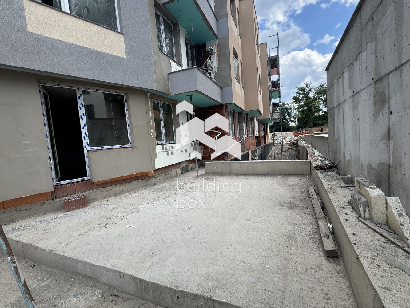 Продава тристаен апартамент в Малинова долина - 0