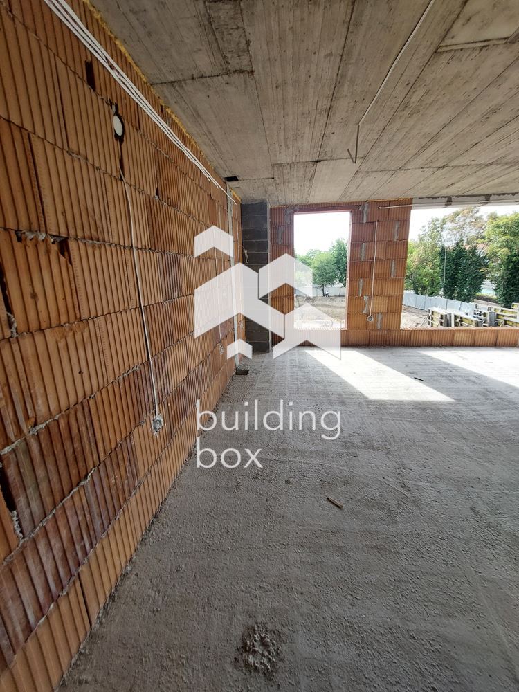 Тристаен апартамент - кв. Младежки хълм - 0