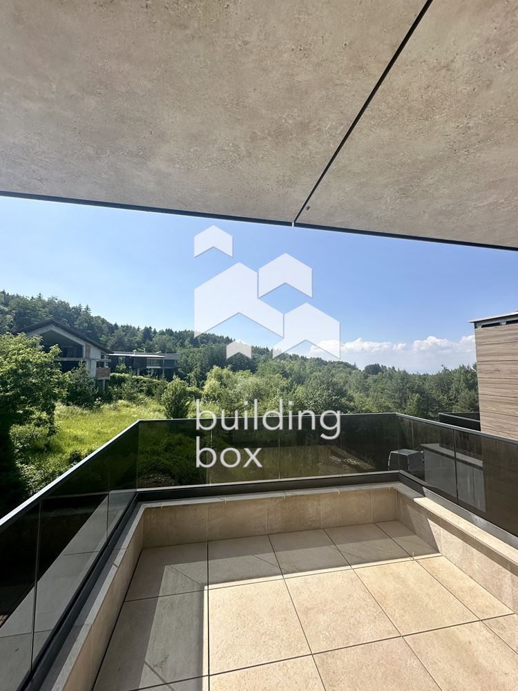 Къща в Бистрица - 0