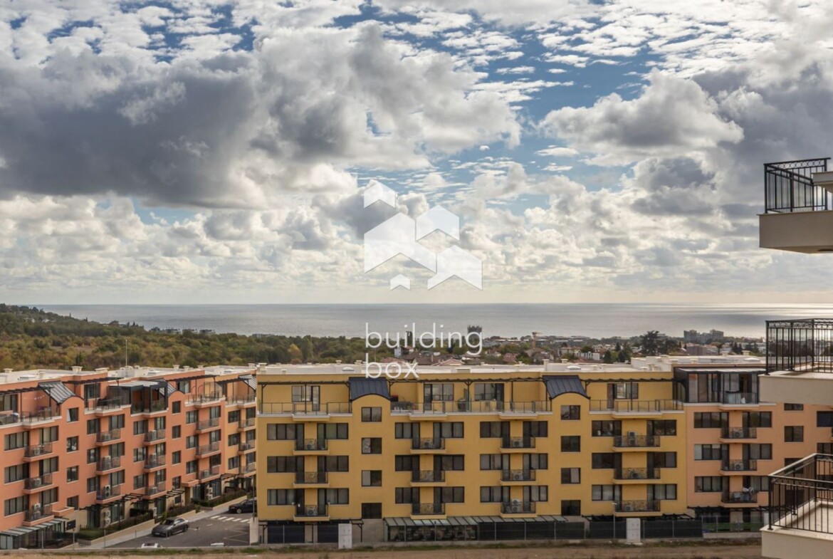 Лукс, простор и море – апартамент в бутикова сграда до к.к. Св. Св. Константин и Елена - 0