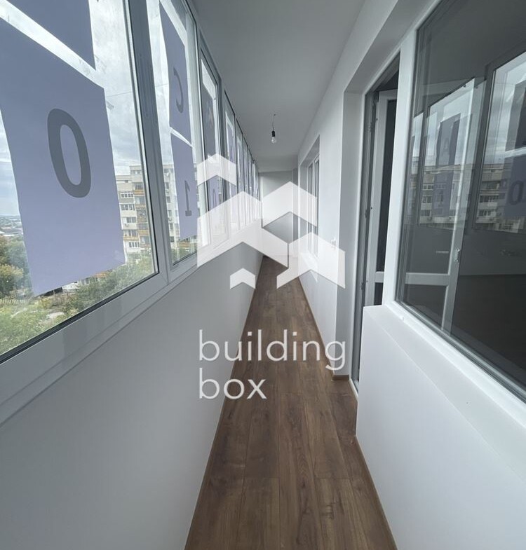 Прекрасен Тухлен Апарамент на Отлична Локация - 0