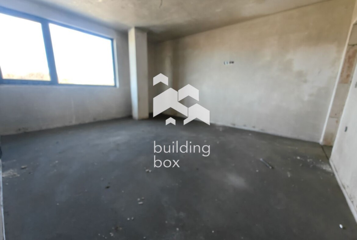 Четиристаен апартамент - кв. Христо Смирненски - 0