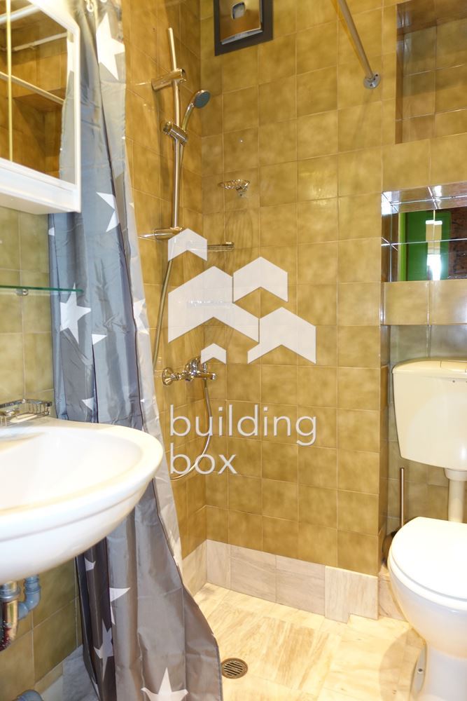 Продава се 2-стаен апартамент - Център - Обзаведен ! - 0