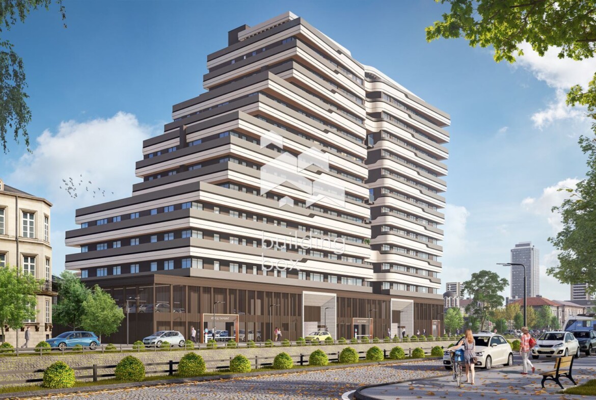 5-стаен апартамент в Центъра - 0