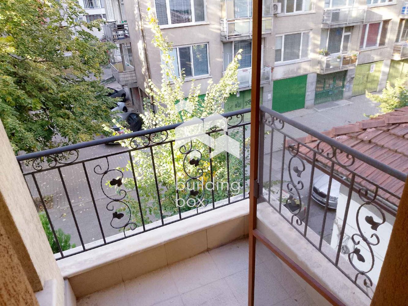 Уютен тристаен апартамент в кв. Оборище - 0