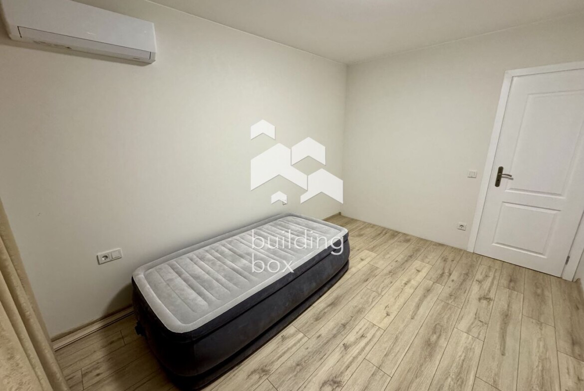 Многостаен апартамент до метро - 0