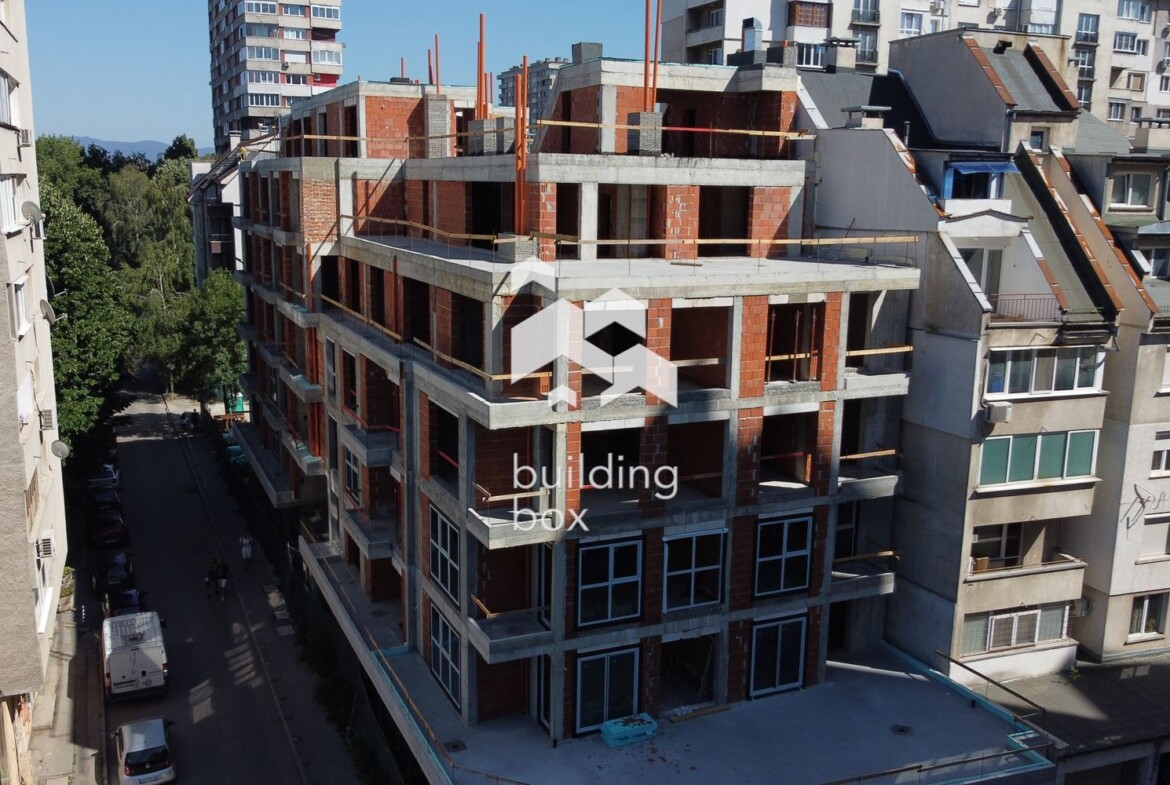 Многостаен мезонет в кв. Красно село - 0