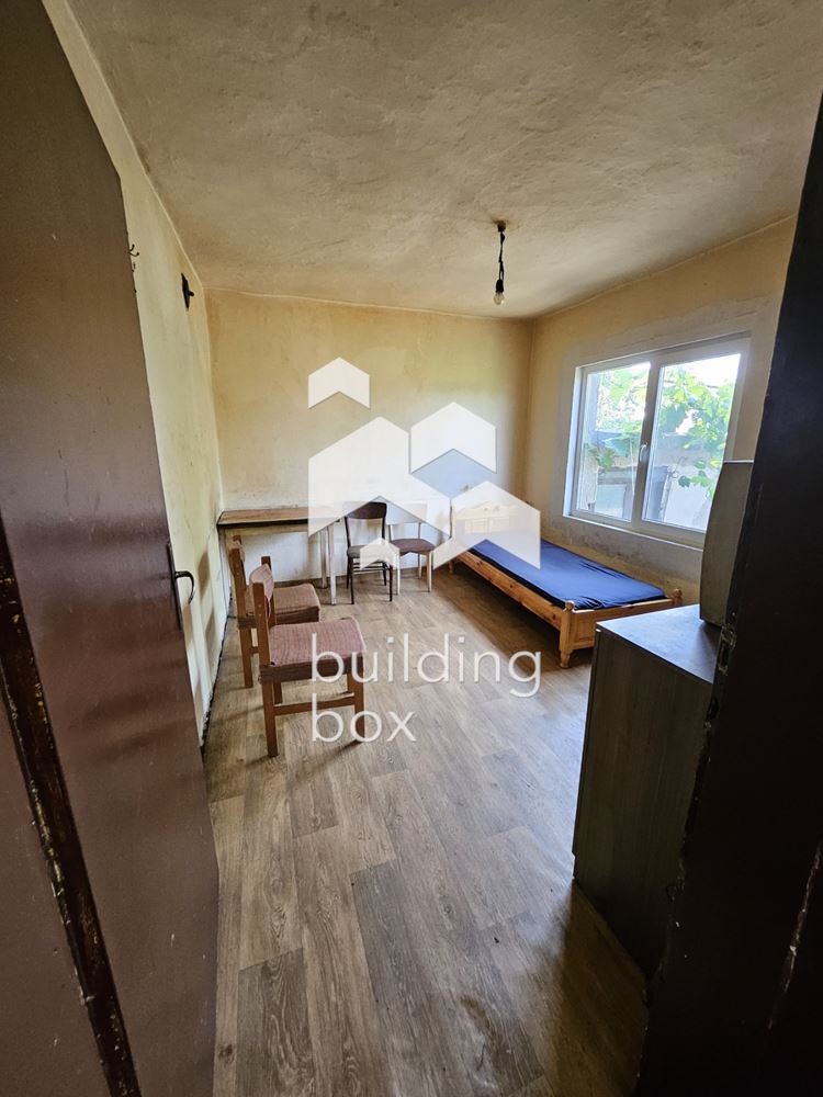 Къща за ремонт - с. Стряма - 0