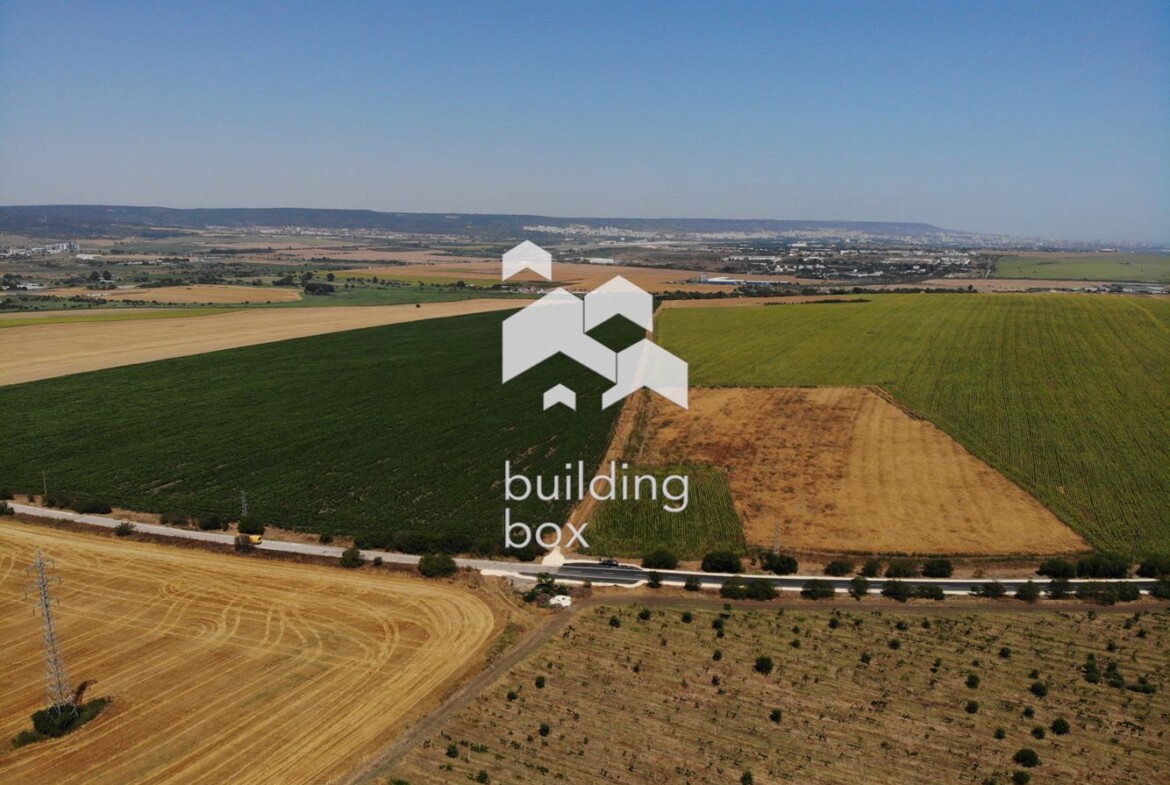 Парцели за промишлени цели в близост до село Езерово. - 0