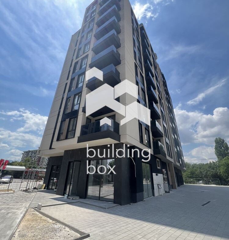 Тристаен апартамент с АКТ 16 - бул. "Пещерско шосе" - 0