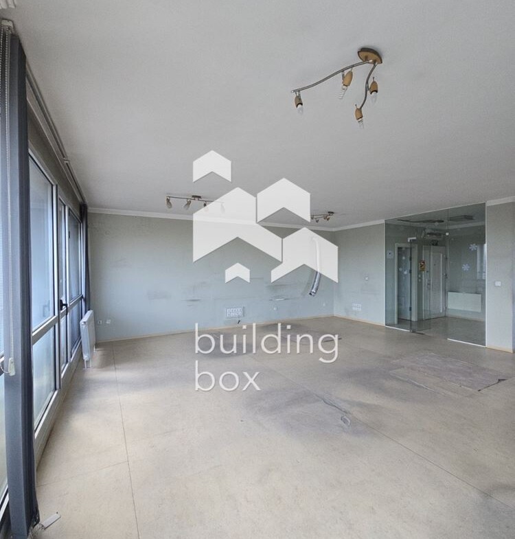 Панорамен 3-стаен апартамент с акт 16 в кв.Борово - 0