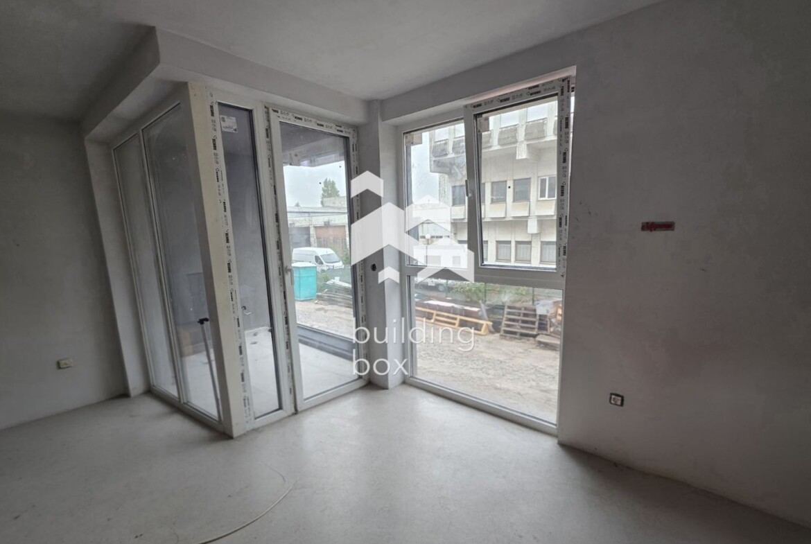 Тристаен апартамент - кв. Полигона - 0