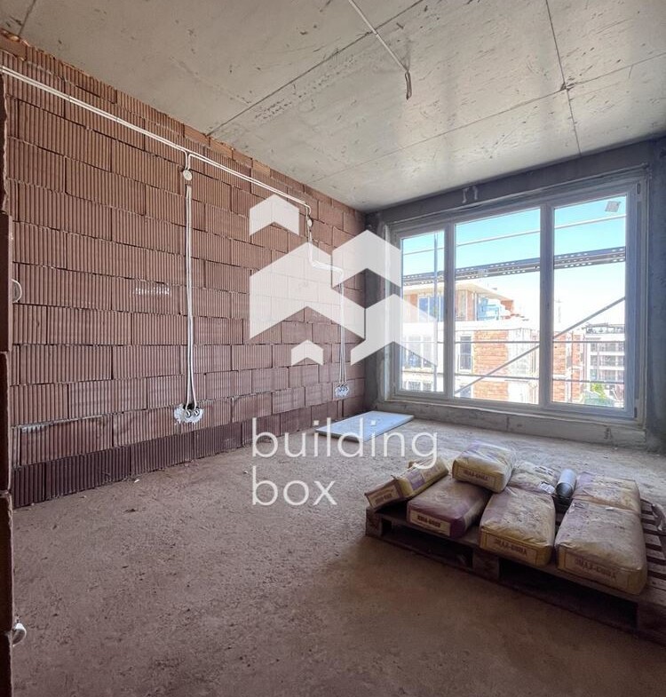 Тристаен апартамент в ж.к. Витоша - 0