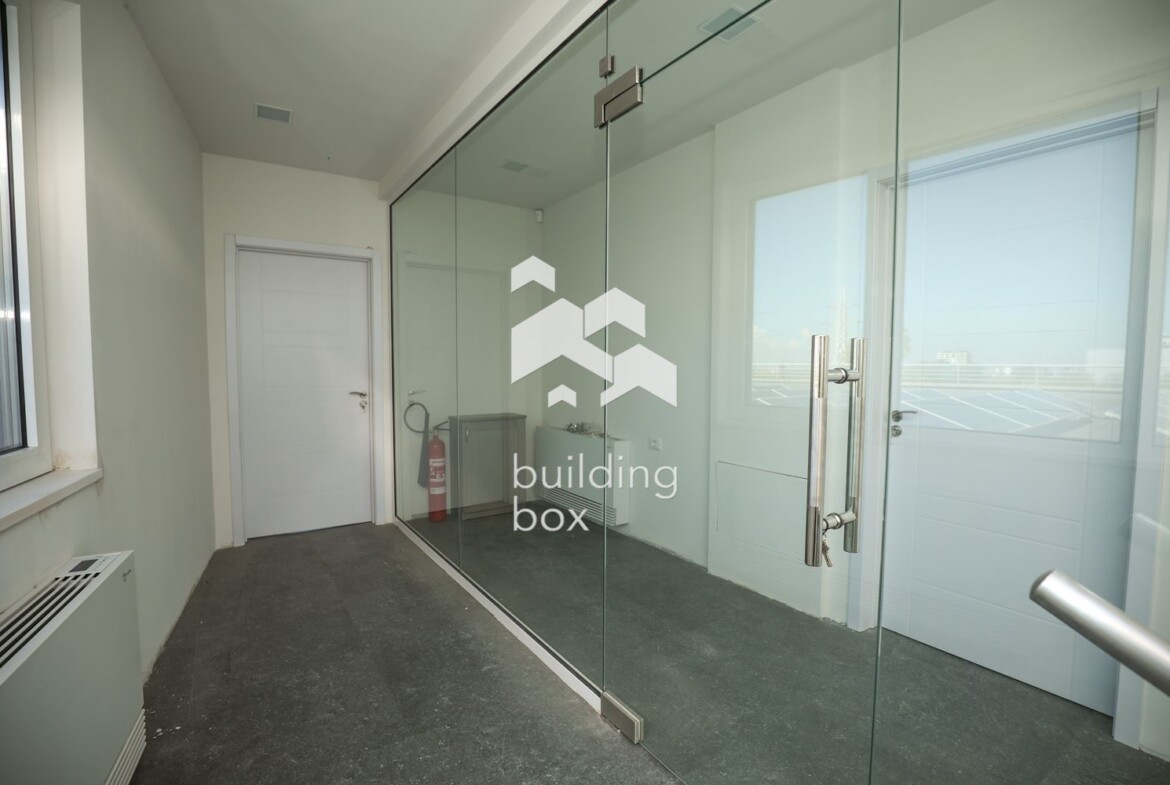 Луксозна Офис Сграда на Околовръстен Път - 0