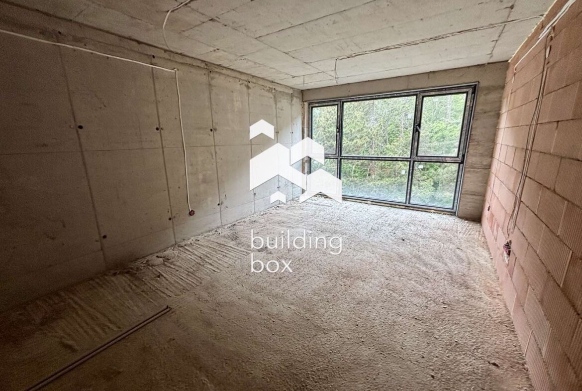 ДВУСТАЕН апартамент, квартал Аспарухово - 0