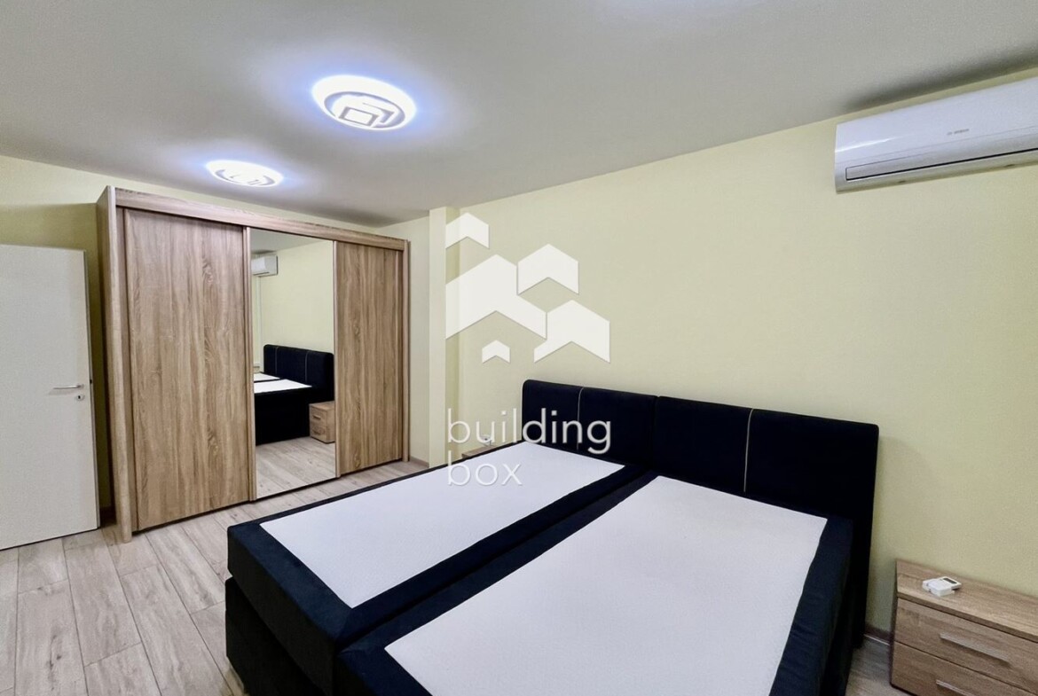 Тристаен апартамент, ул. Флора - 0